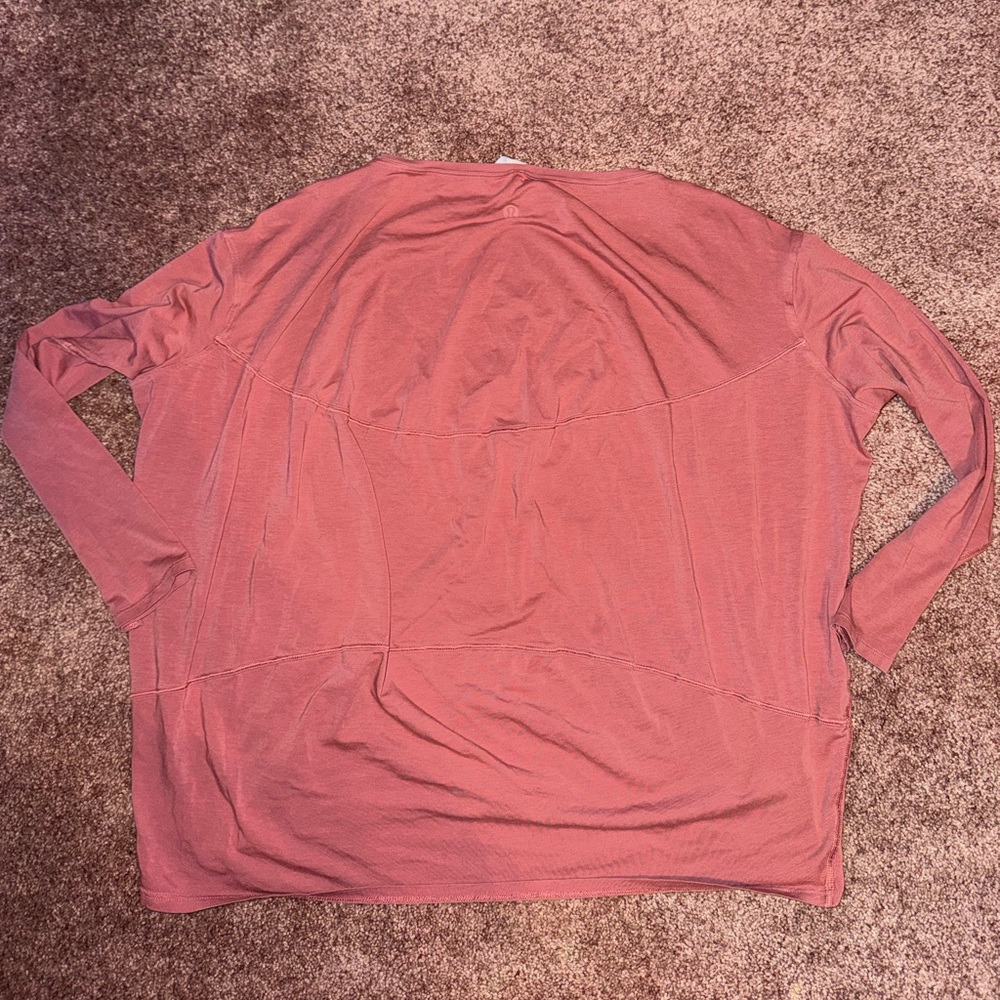 Lululemon top - Picture 3 of 3